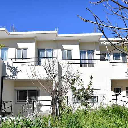Iskas Apartments 伊利索斯 外观 照片